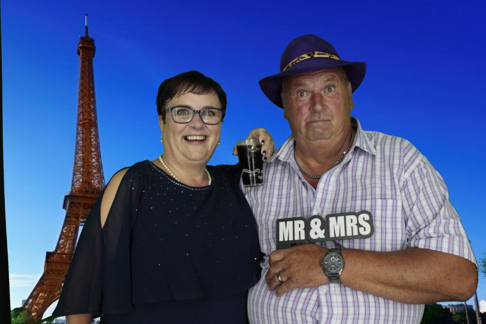 Gary & Julie's Wedding | View more photos from the event at gallery.myphotoboothexperience.co.uk/u/MyPhotoBoothExperienceLtd/Gary-Julies-Wedding
